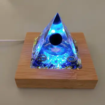 Velika Orgonski Piramida w/ LED Luči Leseno Osnovo Modra Kristal za Meditacijo Kamen Dekor